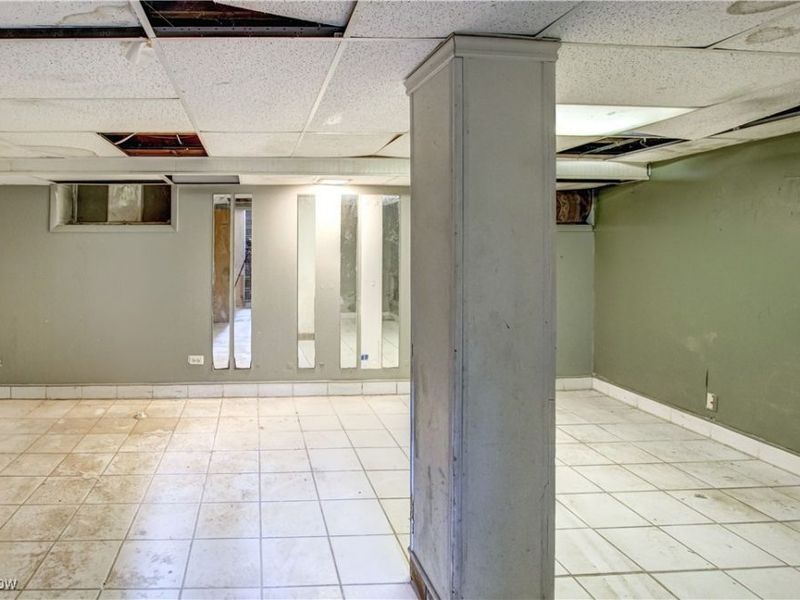 3092 Becket Road, Cleveland, OH 44120 Photo 27