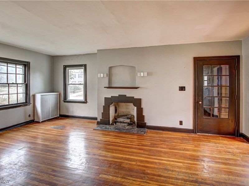 3092 Becket Road, Cleveland, OH 44120 Photo 3