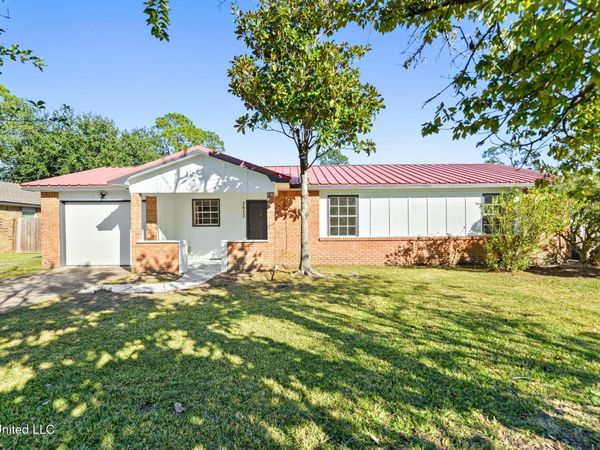 2612 San Lorenzo Street, Gautier, MS 39553