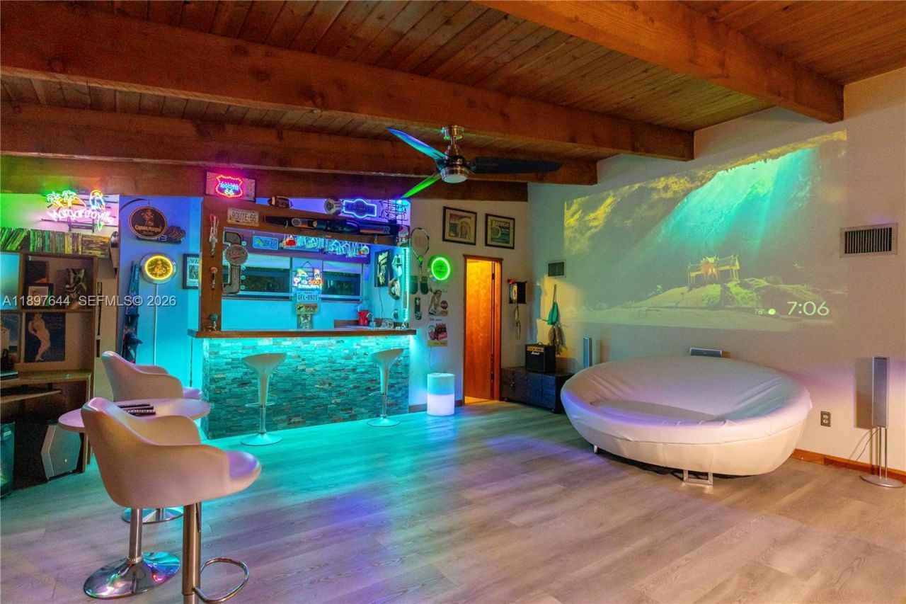 8111 SW 183rd St, Palmetto Bay, FL 33157 Photo