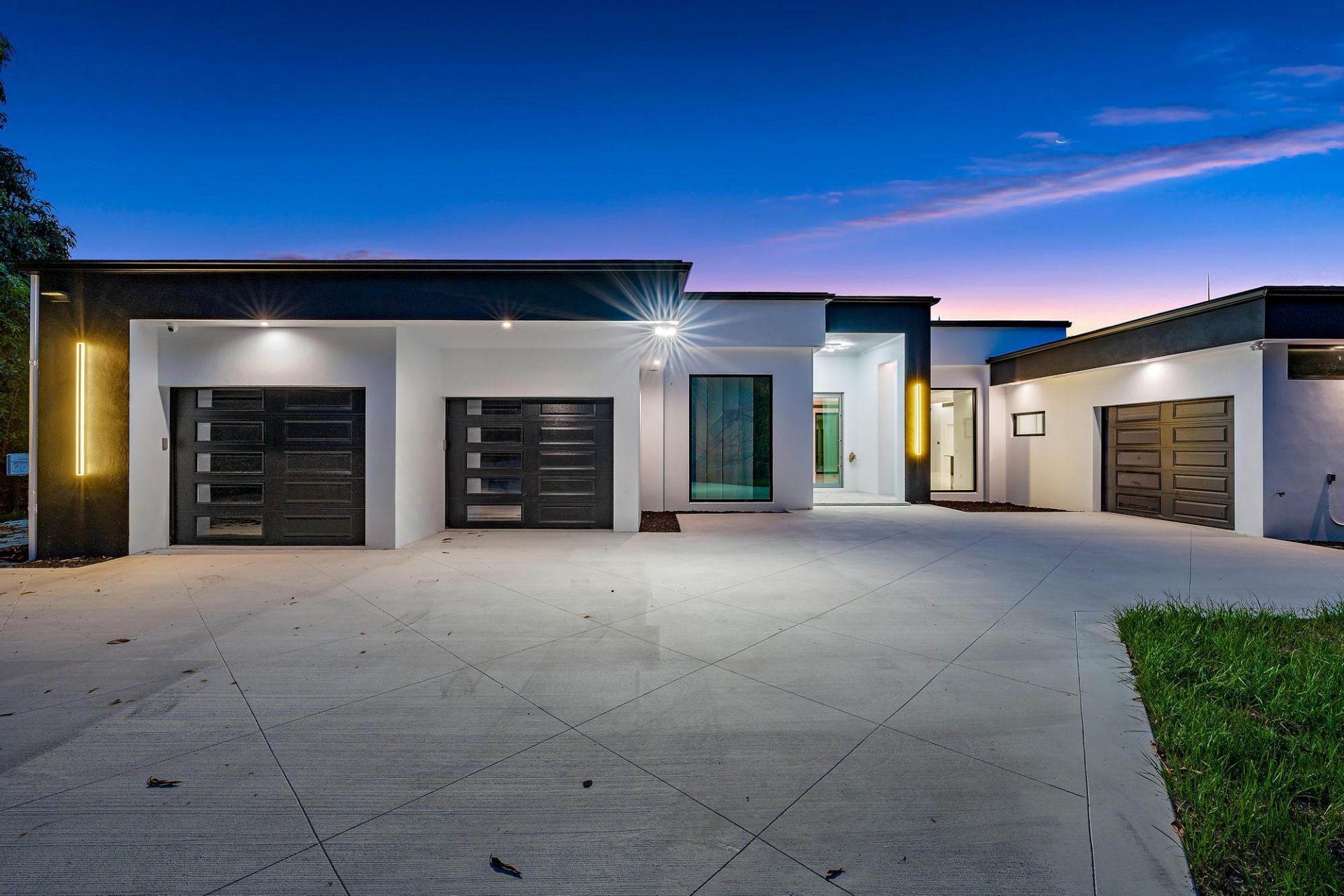 8309 SE Rivers Edge Street, Jupiter, FL 33458 Photo