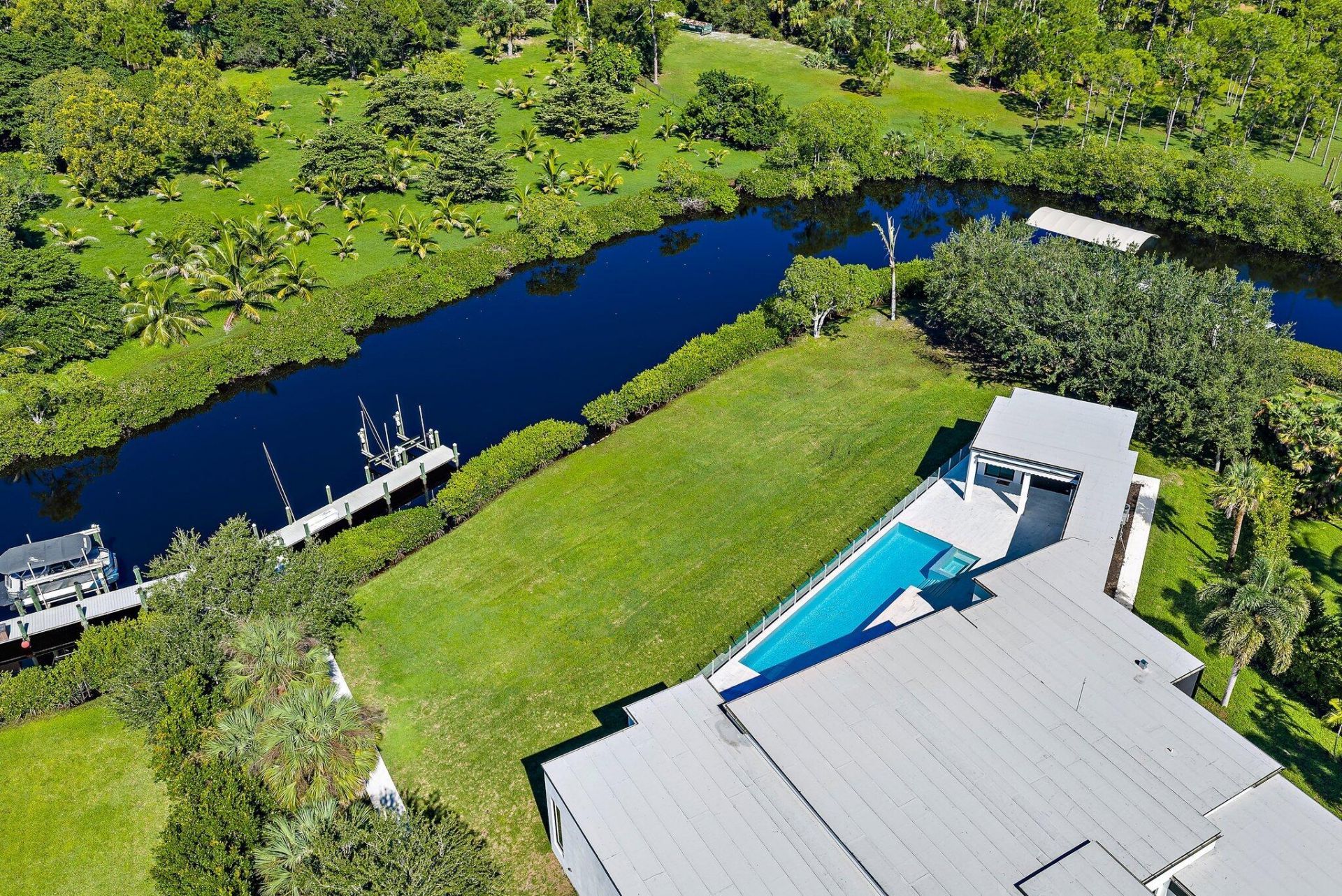 8309 SE Rivers Edge Street, Jupiter, FL 33458 Photo