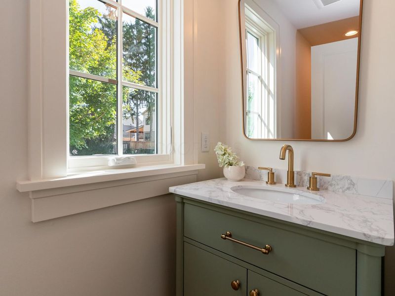 1565 Berkshire Road, Columbus, OH 43221 Photo 34