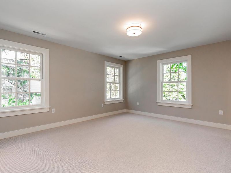 1565 Berkshire Road, Columbus, OH 43221 Photo 45