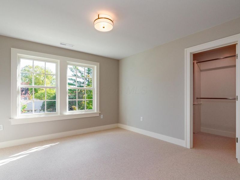 1565 Berkshire Road, Columbus, OH 43221 Photo 50