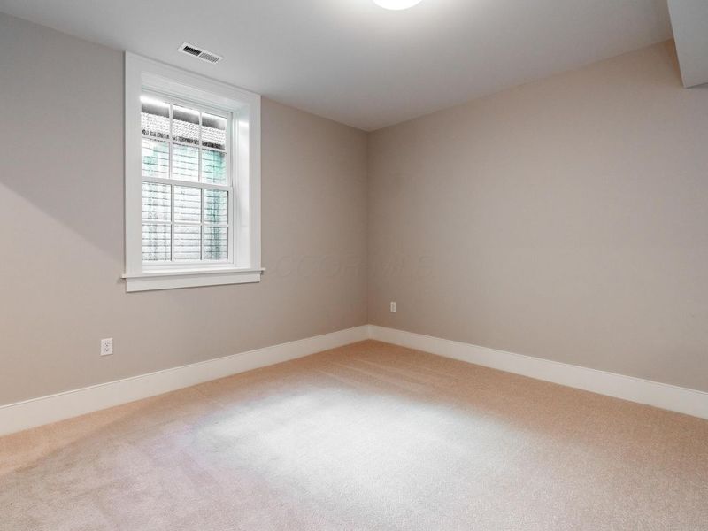 1565 Berkshire Road, Columbus, OH 43221 Photo 70