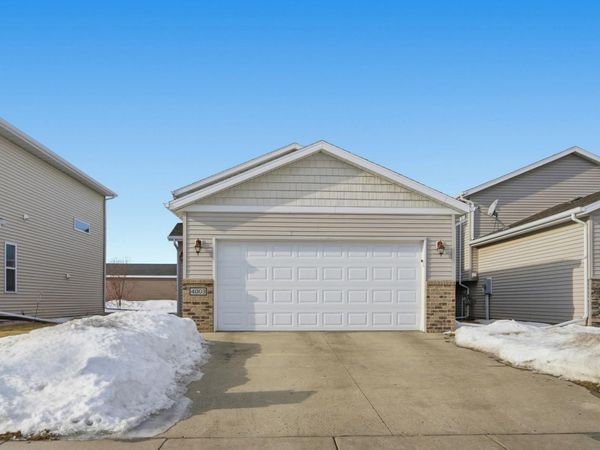 4003 9th Street S, Moorhead, MN 56560