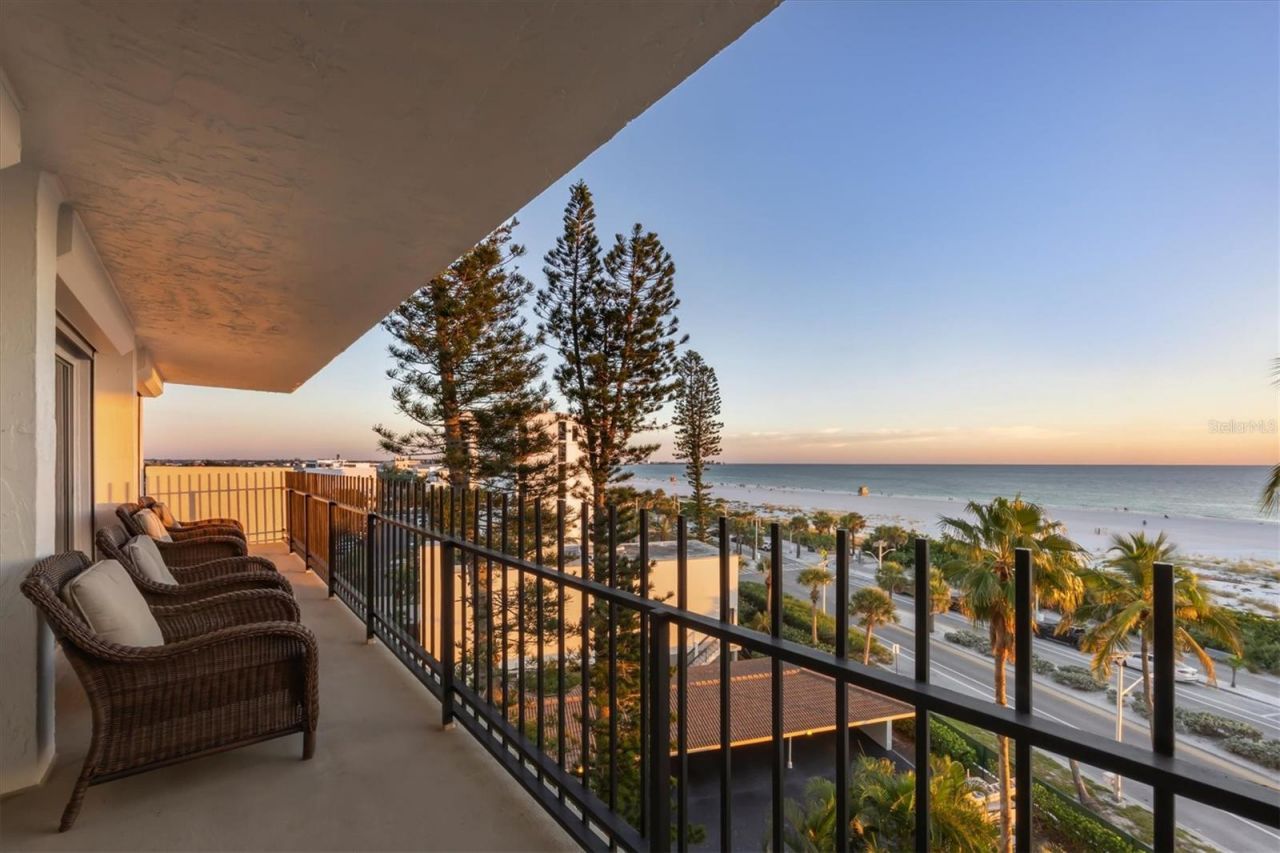 101 Benjamin Franklin Drive, Unit 63, Sarasota, FL 34236 Photo