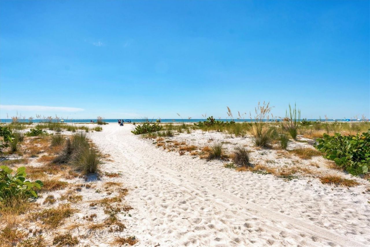 101 Benjamin Franklin Drive, Unit 63, Sarasota, FL 34236 Photo