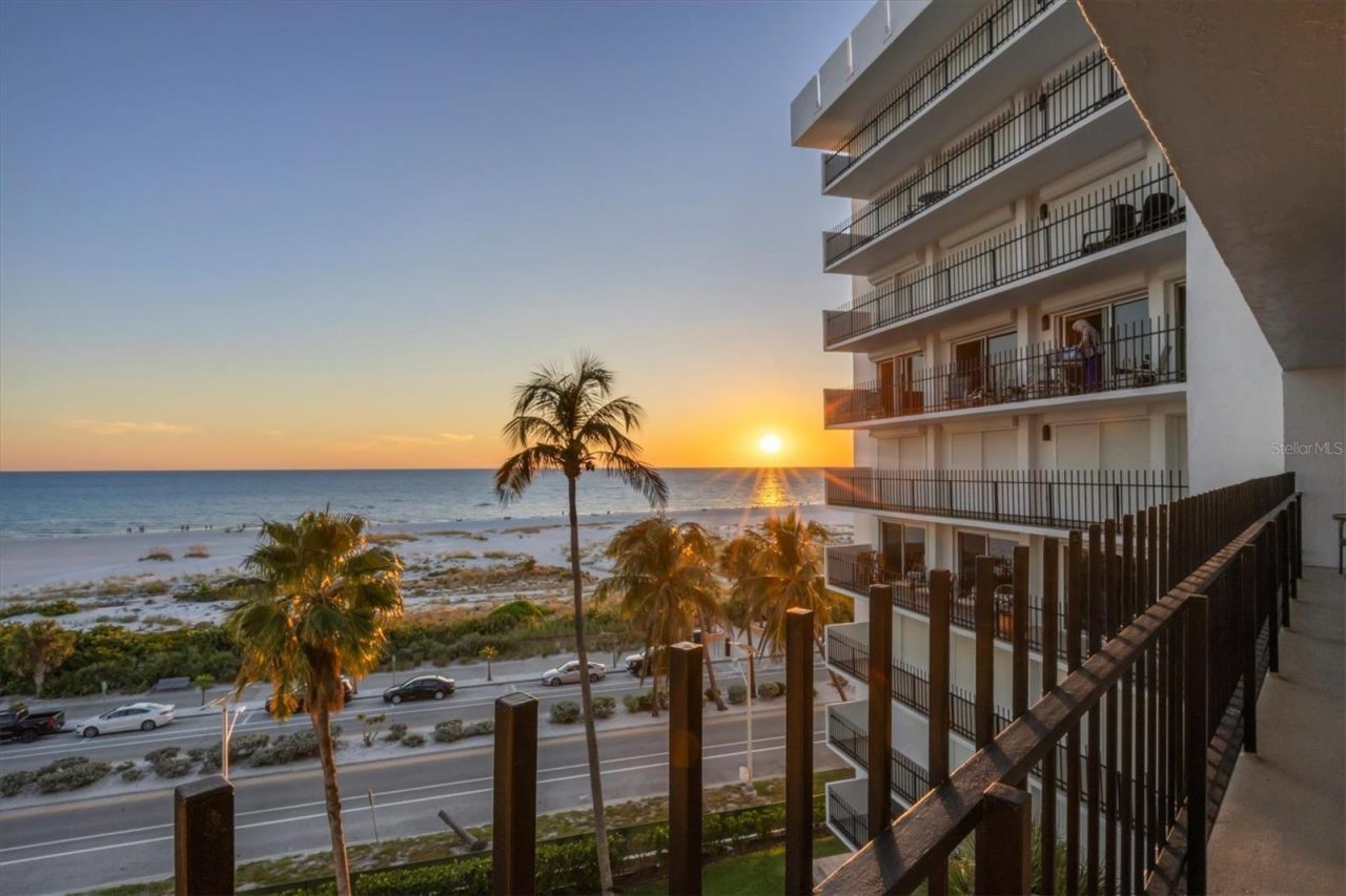 101 Benjamin Franklin Drive, Unit 63, Sarasota, FL 34236 Photo