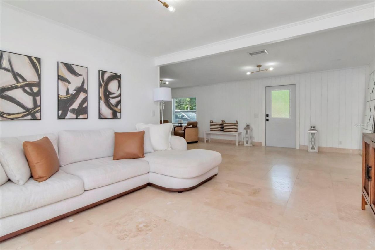 19207 Crooked Lane, Lutz, FL 33548 Photo