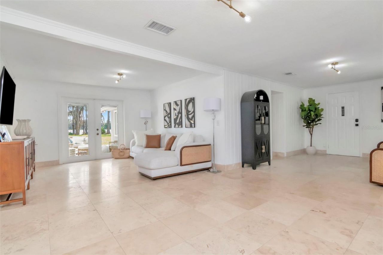 19207 Crooked Lane, Lutz, FL 33548 Photo