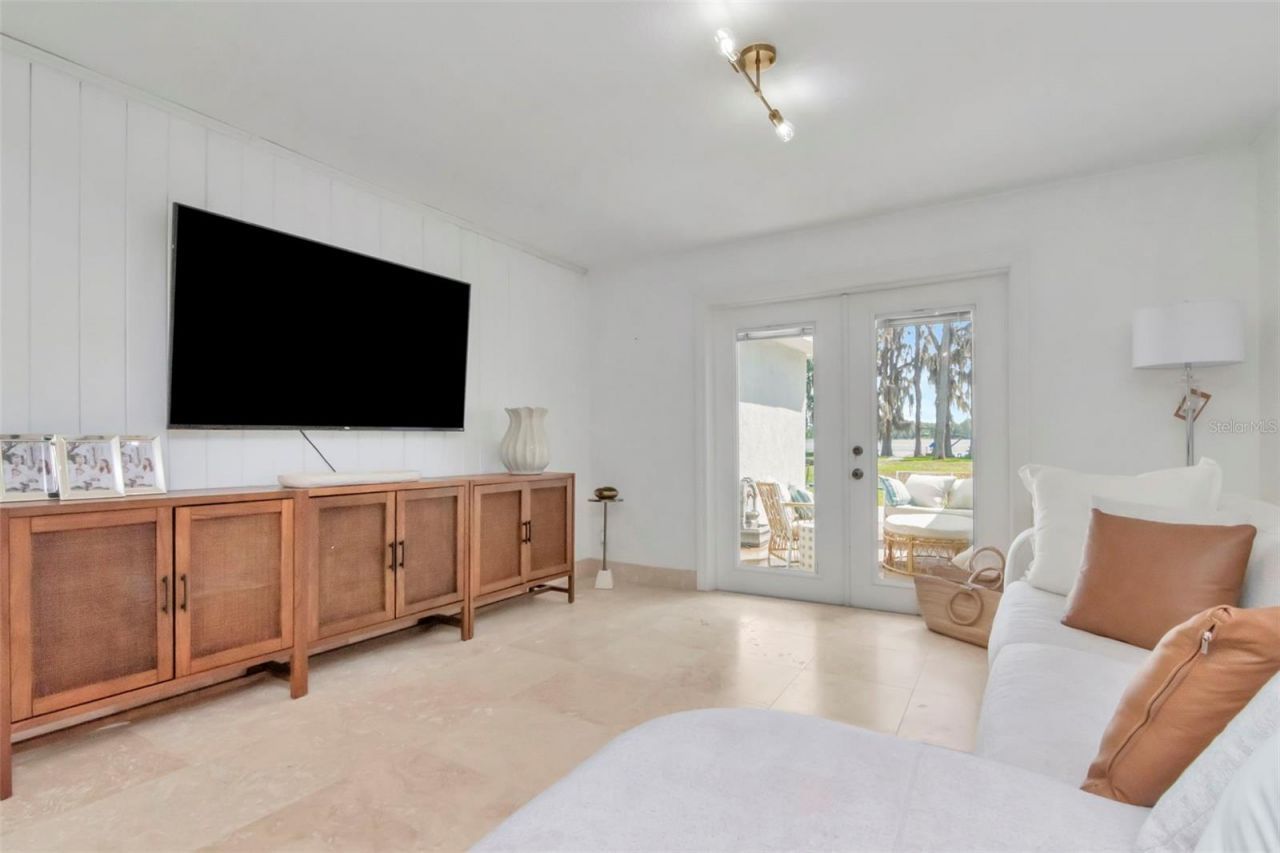 19207 Crooked Lane, Lutz, FL 33548 Photo