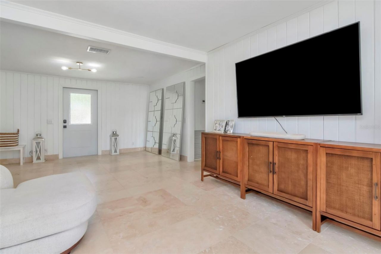 19207 Crooked Lane, Lutz, FL 33548 Photo