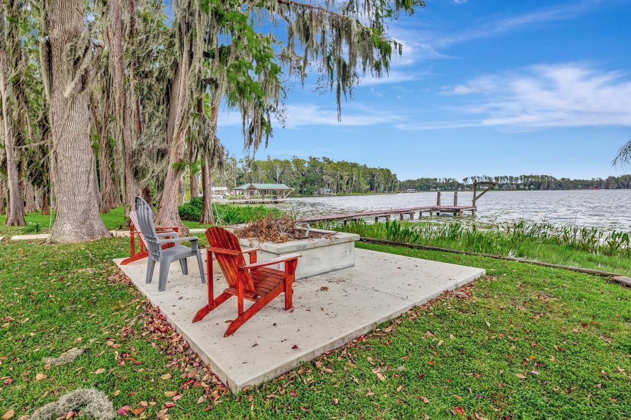 19207 Crooked Lane, Lutz, FL 33548 Photo