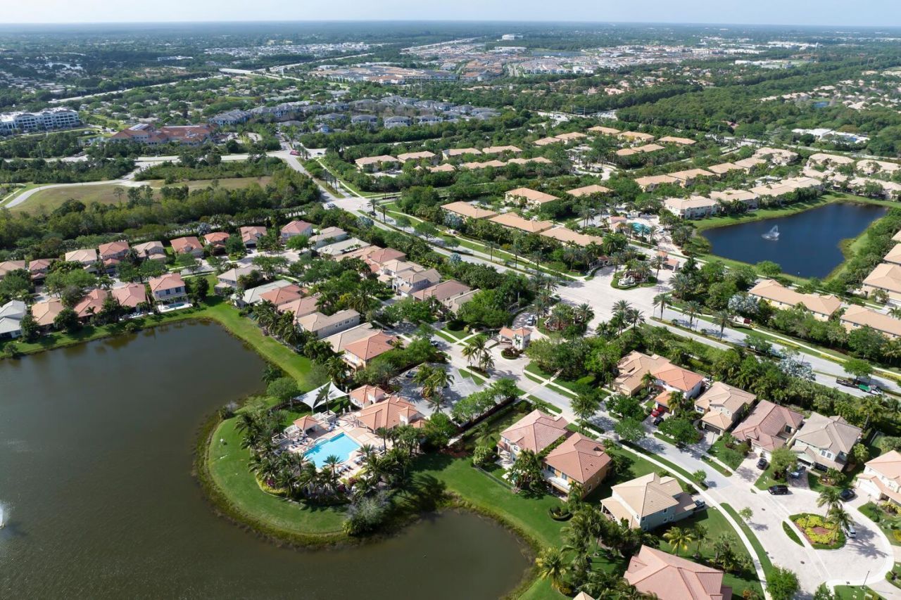 12293 Aviles Circle, Palm Beach Gardens, FL 33418 Photo