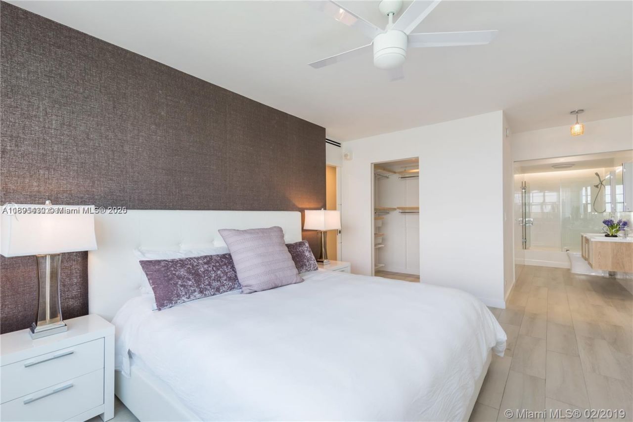 3 Island Ave, Unit 09D, Miami Beach, FL 33139 Photo