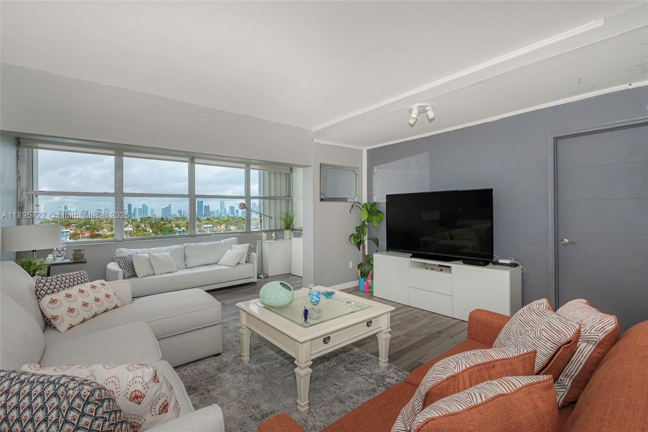 3 Island Ave, Unit 09E, Miami Beach, FL 33139 Photo