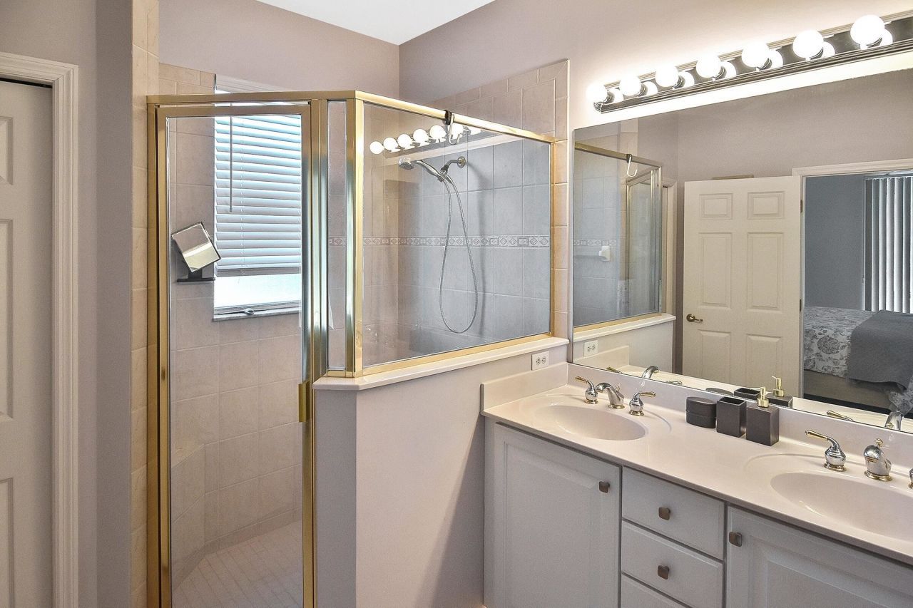 8156 Woodridge Pointe Dr, Fort Myers, FL 33912 Photo