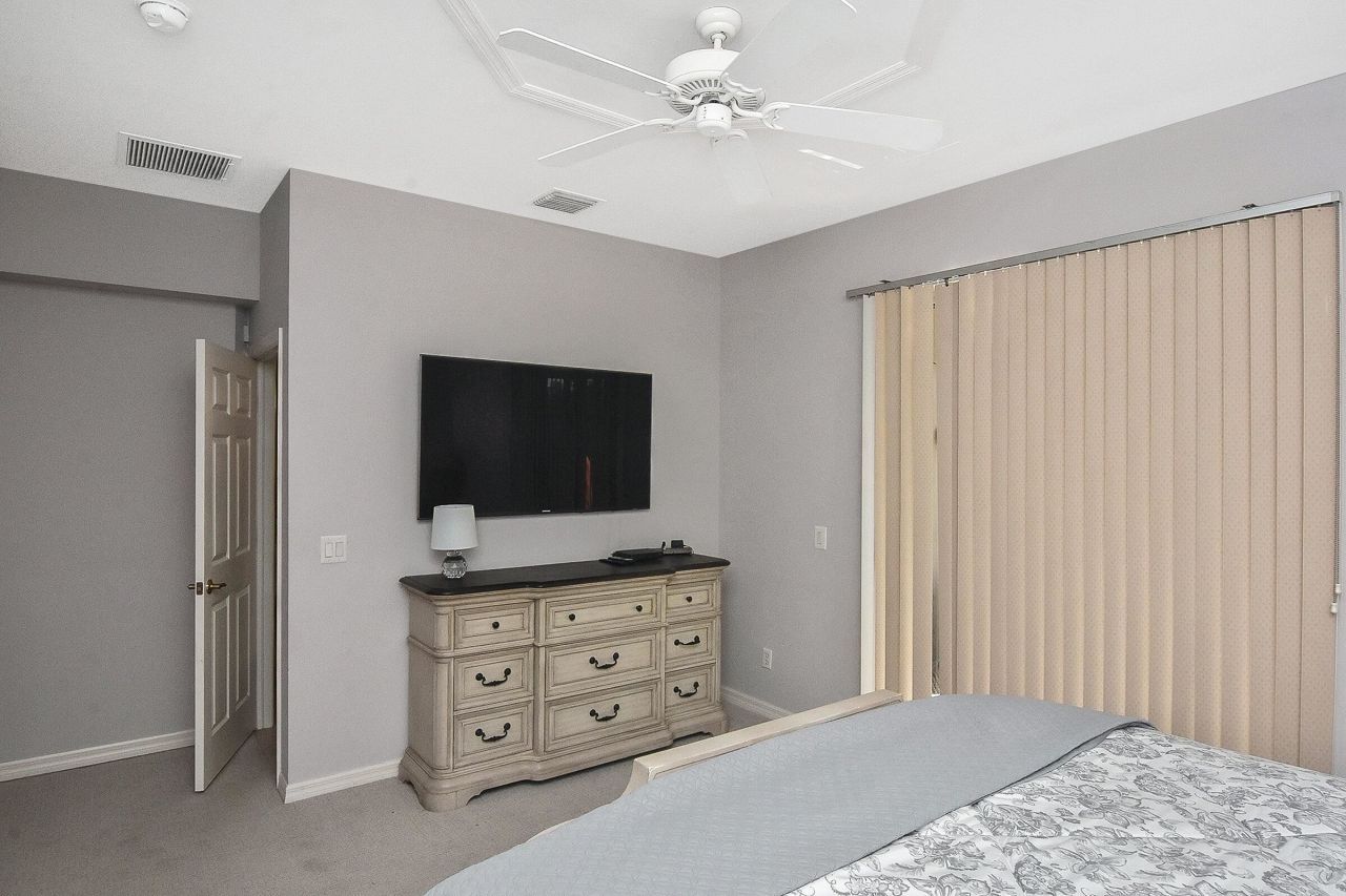8156 Woodridge Pointe Dr, Fort Myers, FL 33912 Photo