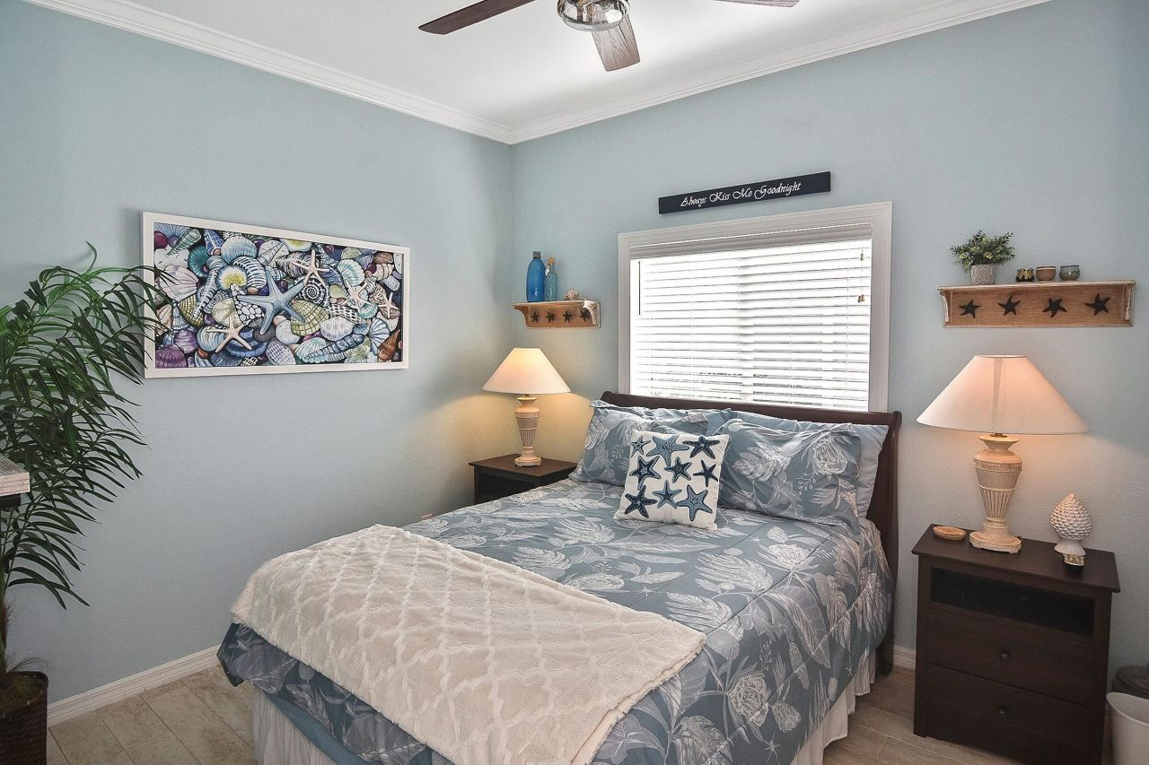 8156 Woodridge Pointe Dr, Fort Myers, FL 33912 Photo