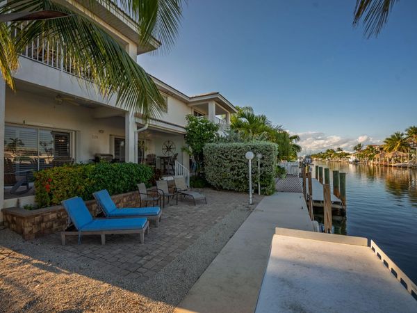 180 9Th Street, KEY COLONY, FL 33051