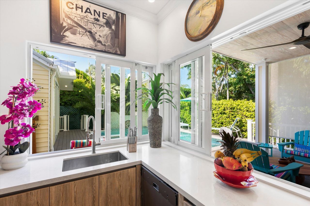 627 Caroline Street, Key West, FL 33040 Photo