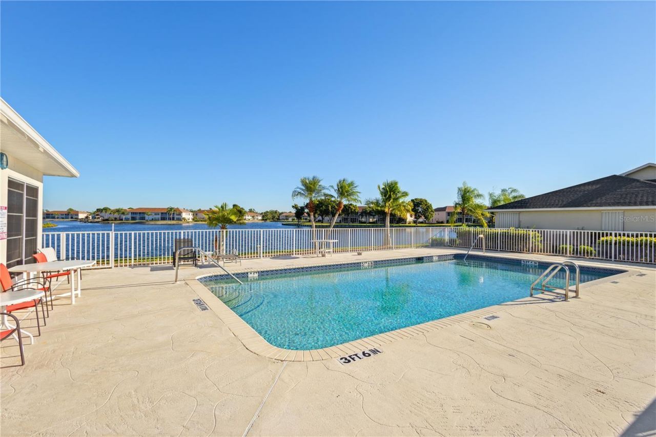 12454 SW Kingsway Circle, Unit 202, Lake Suzy, FL 34269 Photo