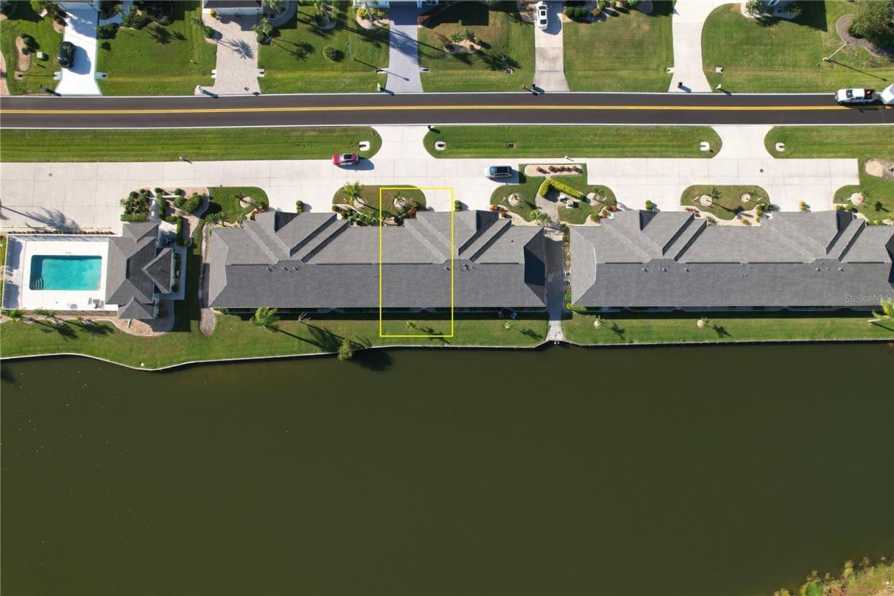 12454 SW Kingsway Circle, Unit 202, Lake Suzy, FL 34269 Photo
