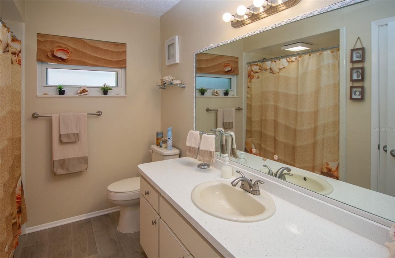 2216 40th Street W, Bradenton, FL 34205 Photo