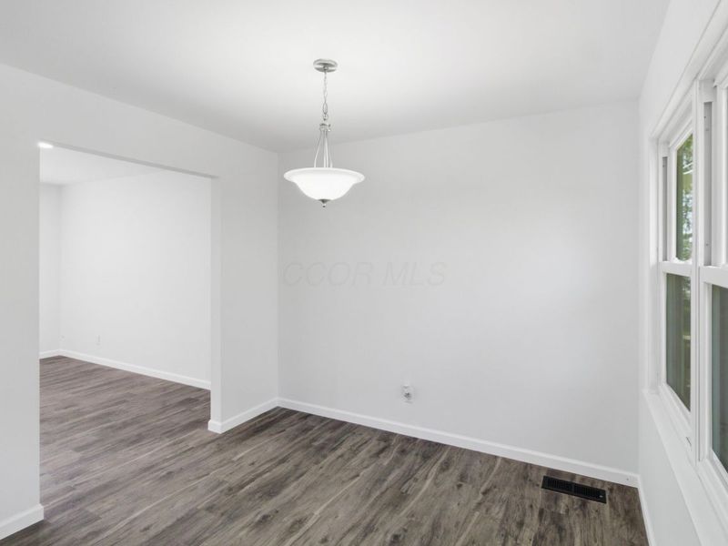 12491 Lesley Road SE, Heath, OH 43056 Photo 11