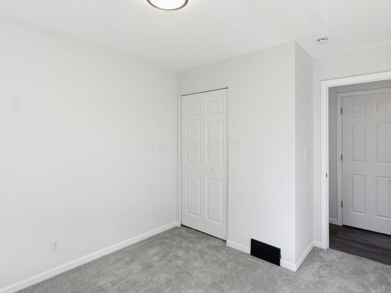 12491 Lesley Road SE, Heath, OH 43056 Photo 15