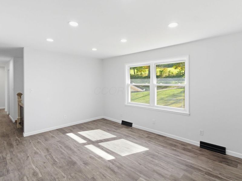 12491 Lesley Road SE, Heath, OH 43056 Photo 5