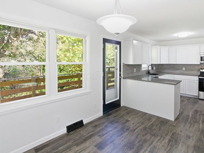 12491 Lesley Road SE, Heath, OH 43056 Photo 8