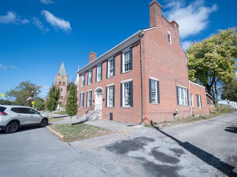 16 N Main Street, London, OH 43140 Photo 4