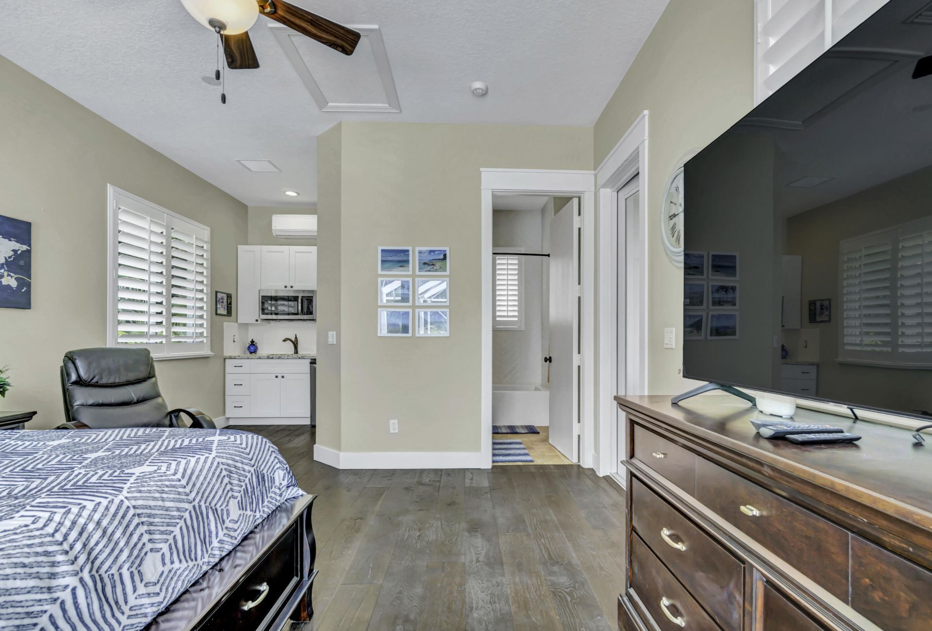 1209 Breakers West Boulevard, West Palm Beach, FL 33411 Photo