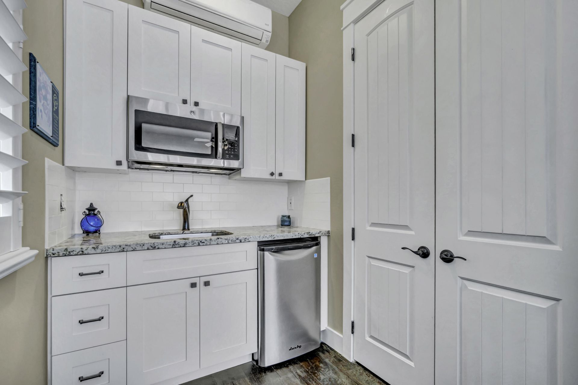 1209 Breakers West Boulevard, West Palm Beach, FL 33411 Photo