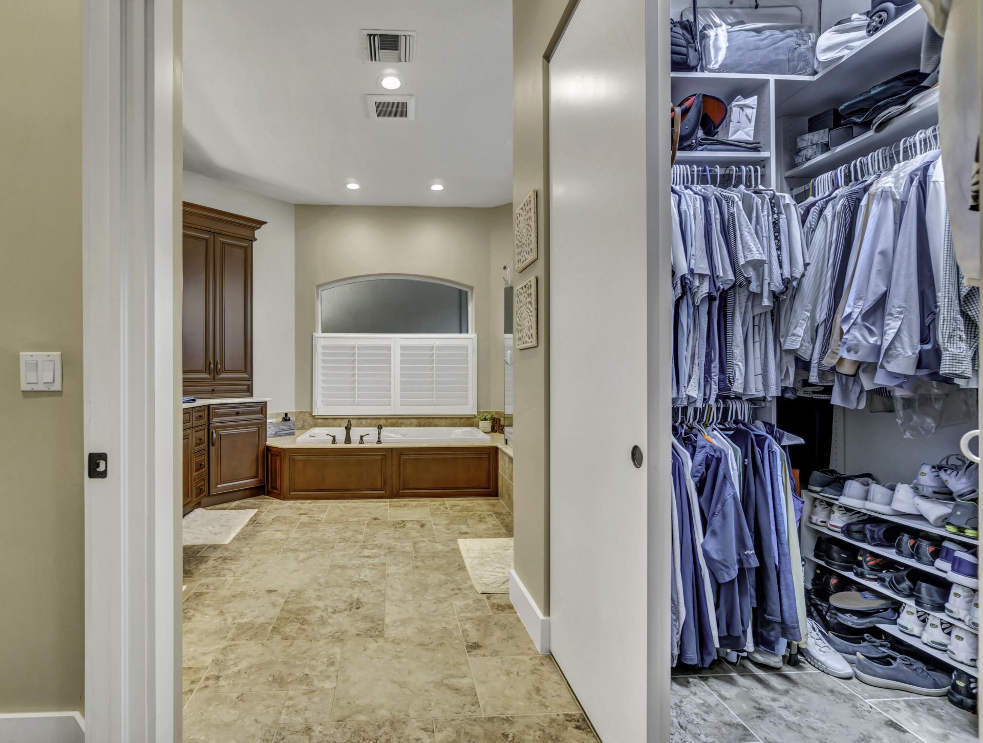 1209 Breakers West Boulevard, West Palm Beach, FL 33411 Photo