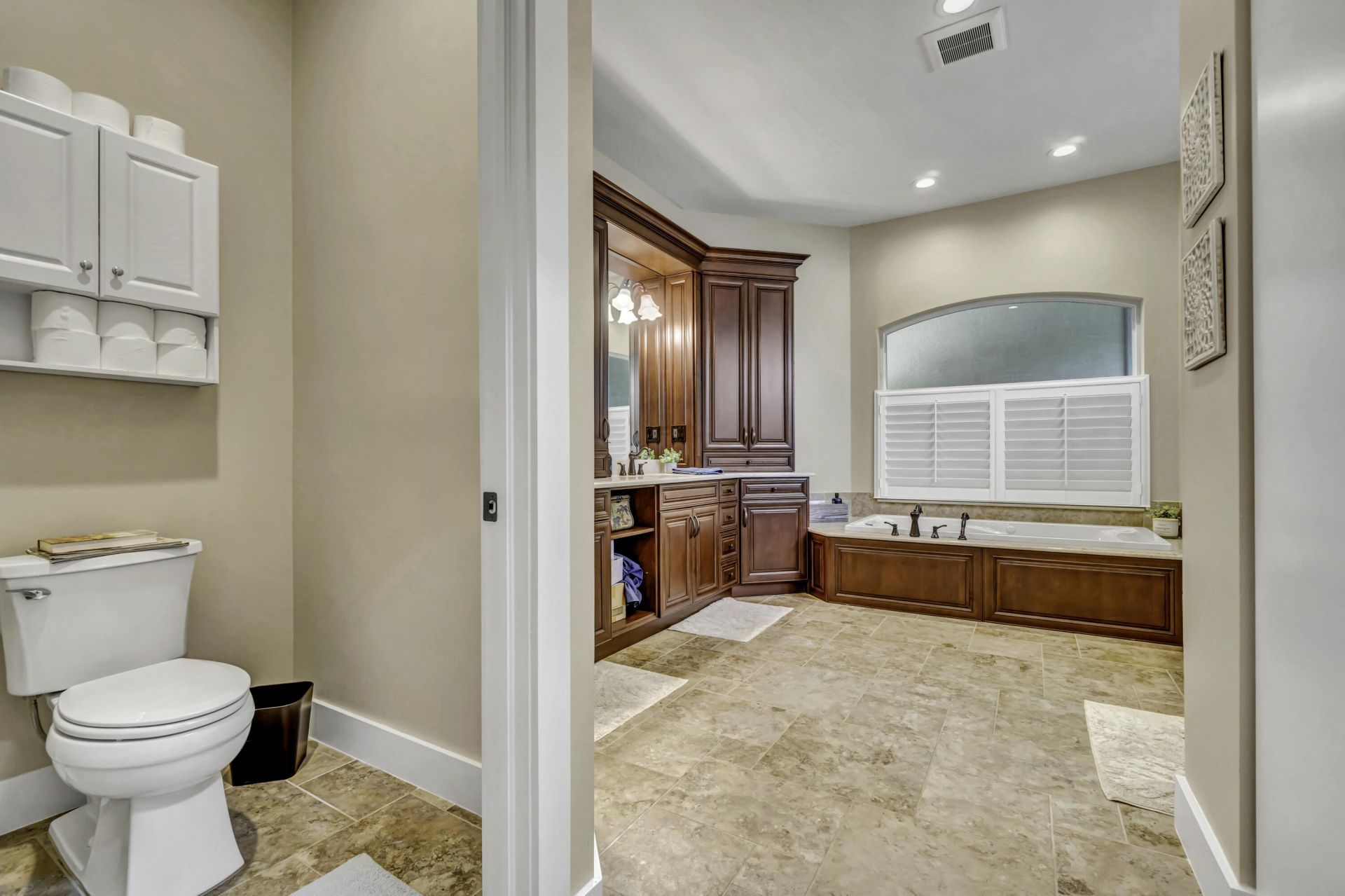 1209 Breakers West Boulevard, West Palm Beach, FL 33411 Photo