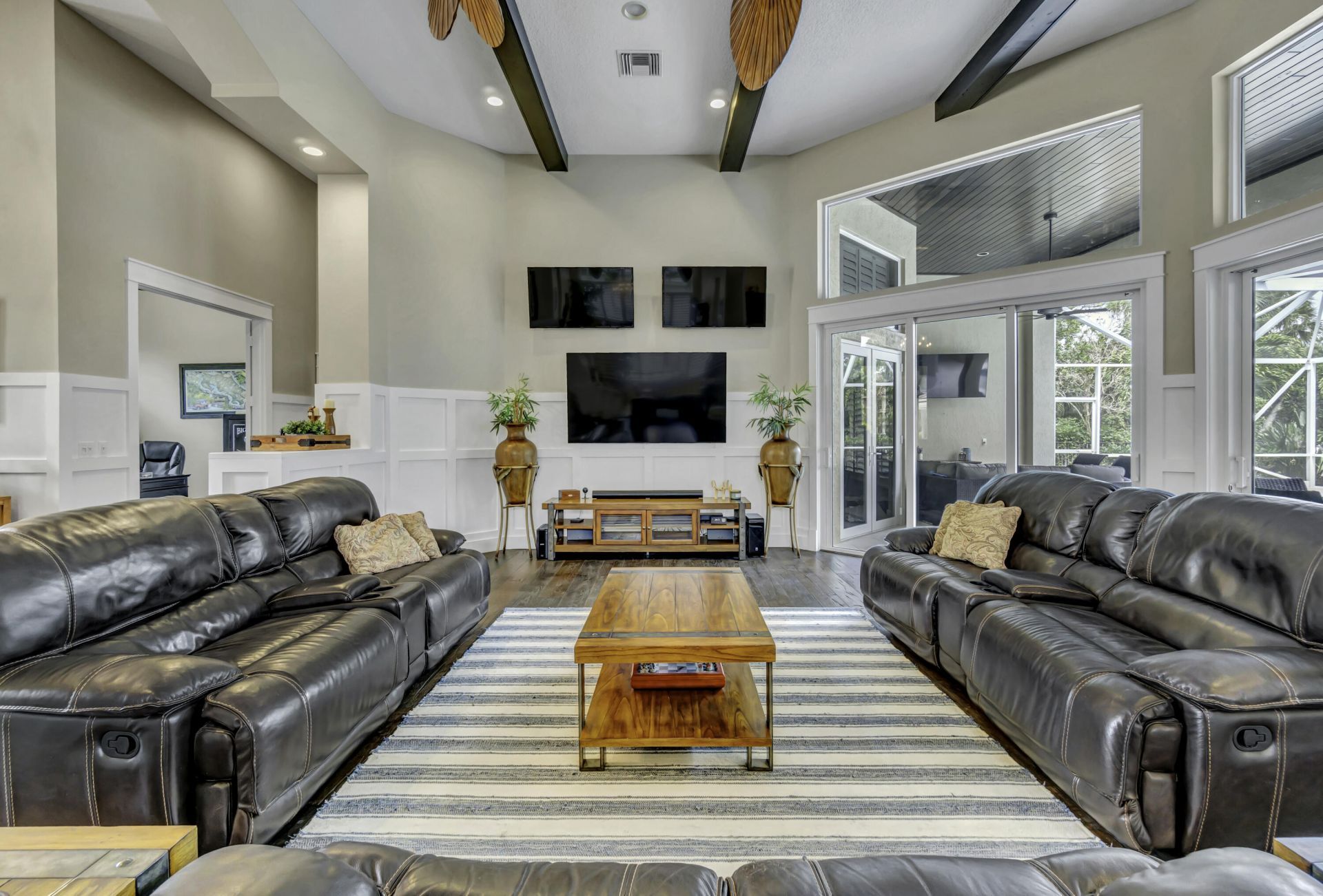 1209 Breakers West Boulevard, West Palm Beach, FL 33411 Photo