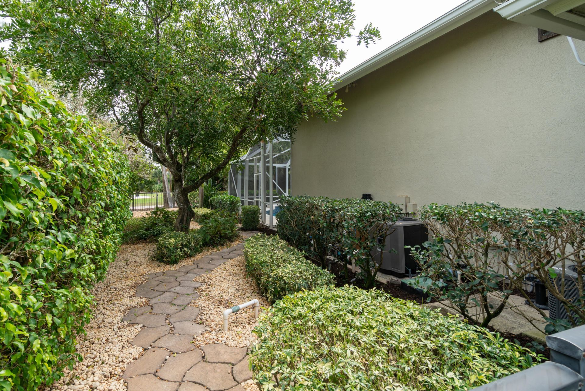1209 Breakers West Boulevard, West Palm Beach, FL 33411 Photo