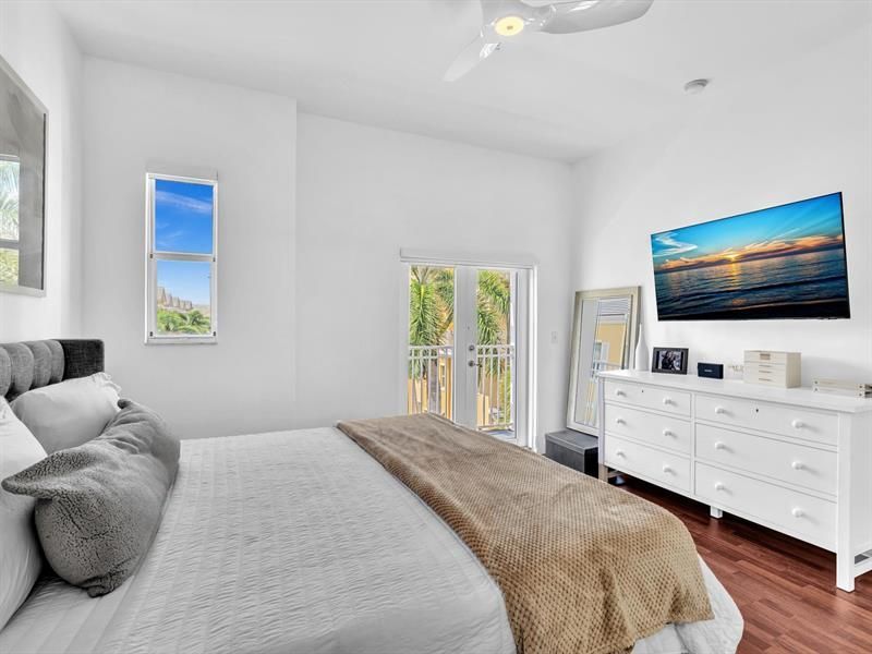 2329 Vintage Drive, Unit 2329, Lighthouse Point, FL 33064 Photo