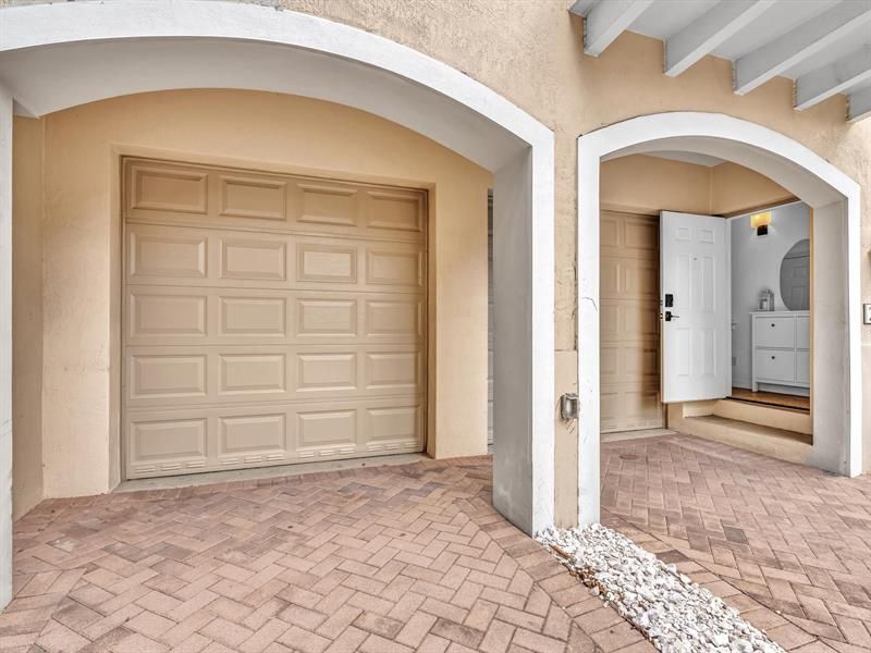 2329 Vintage Drive, Unit 2329, Lighthouse Point, FL 33064 Photo