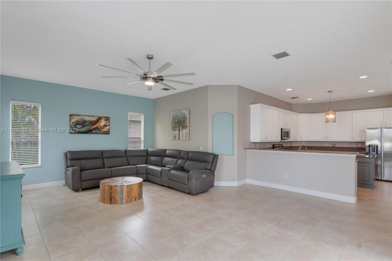 4670 SW Stephanie Ln Sw, Vero Beach, FL 32968 Photo