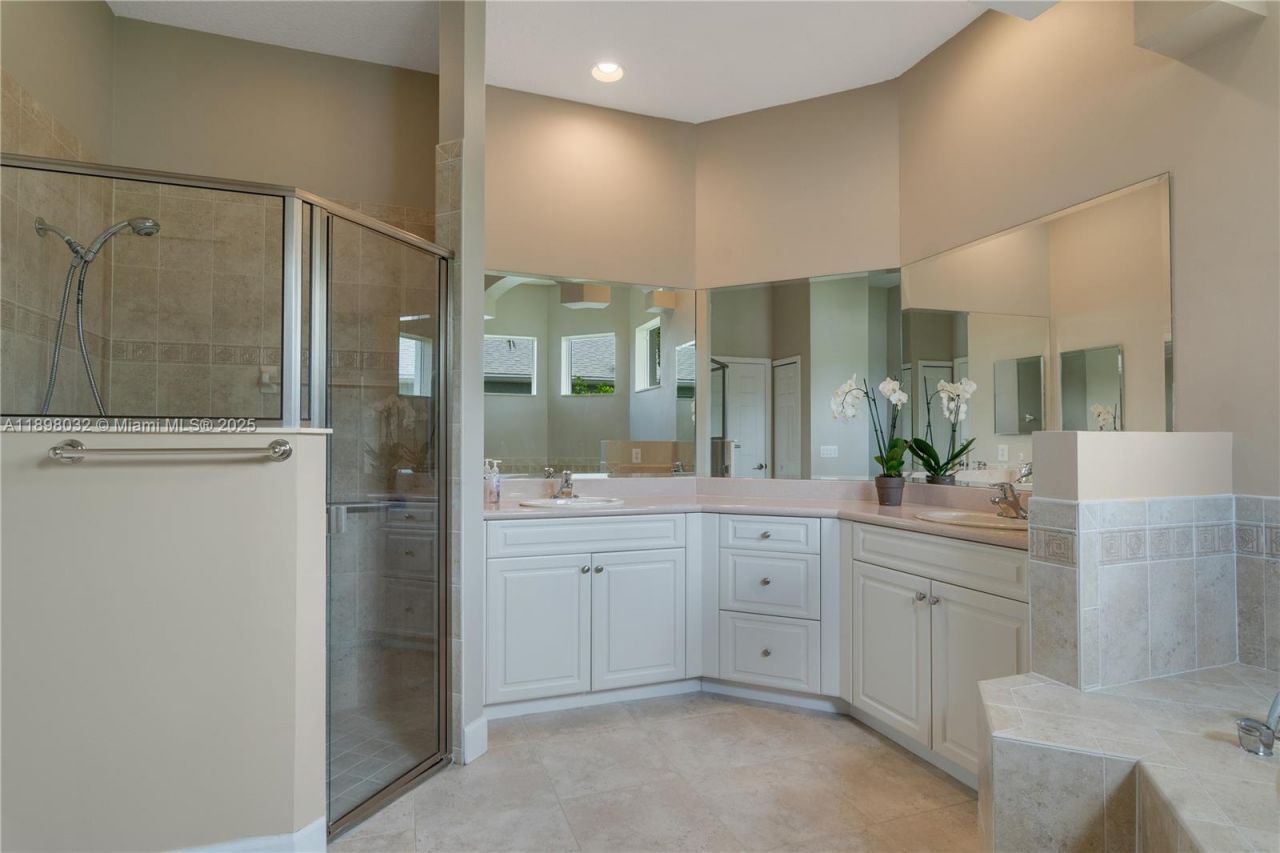 4670 SW Stephanie Ln Sw, Vero Beach, FL 32968 Photo