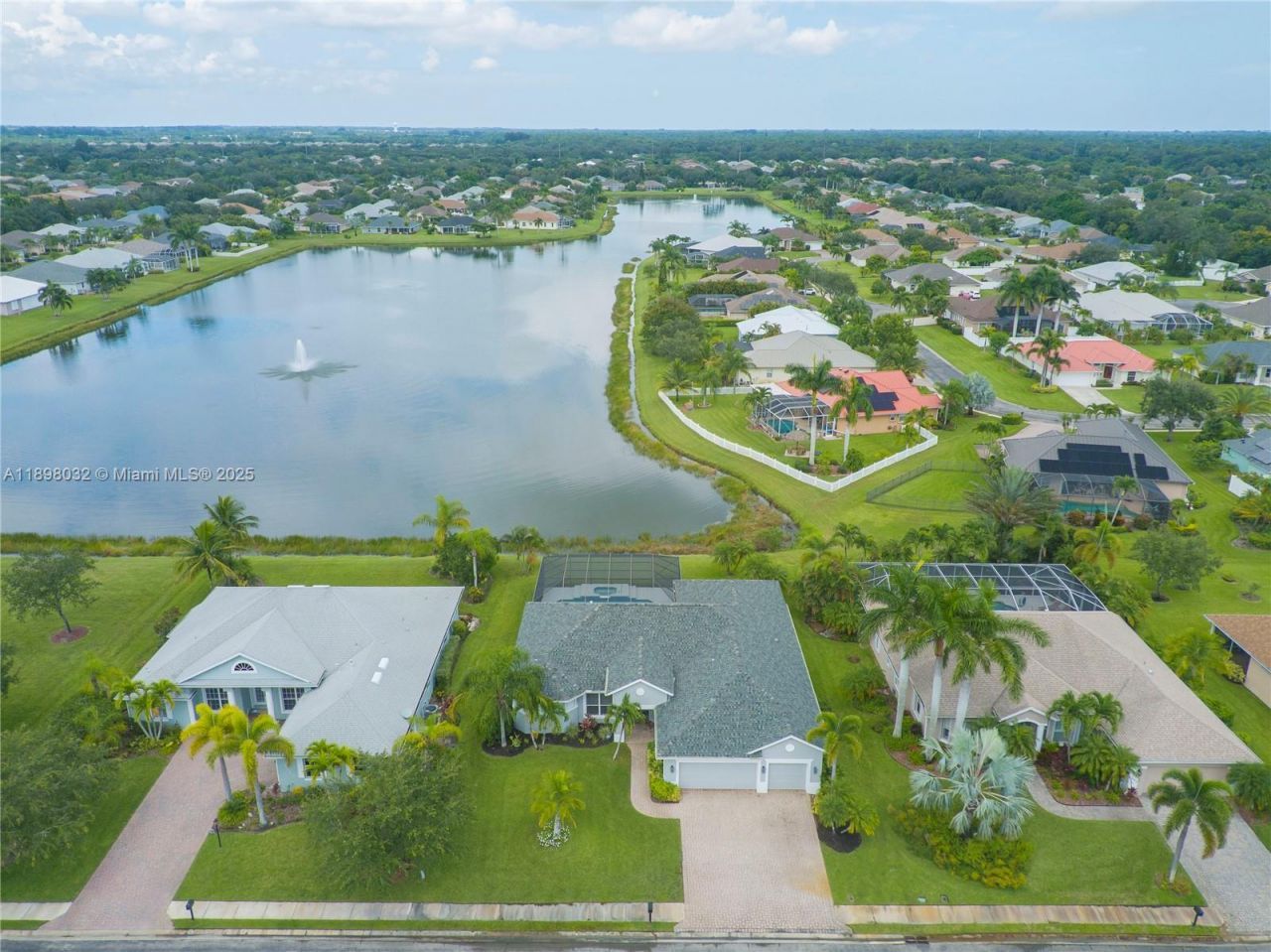 4670 SW Stephanie Ln Sw, Vero Beach, FL 32968 Photo