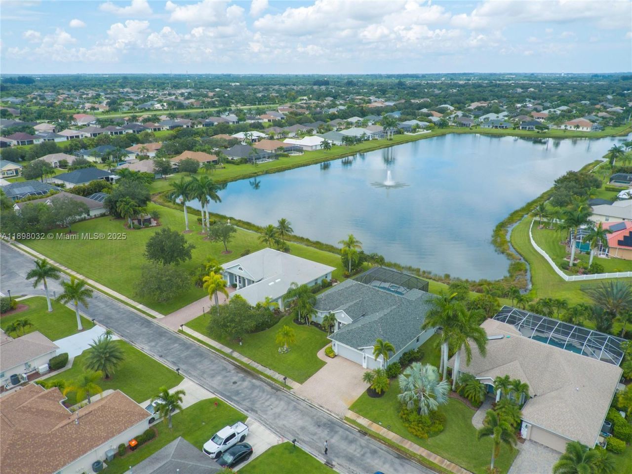 4670 SW Stephanie Ln Sw, Vero Beach, FL 32968 Photo