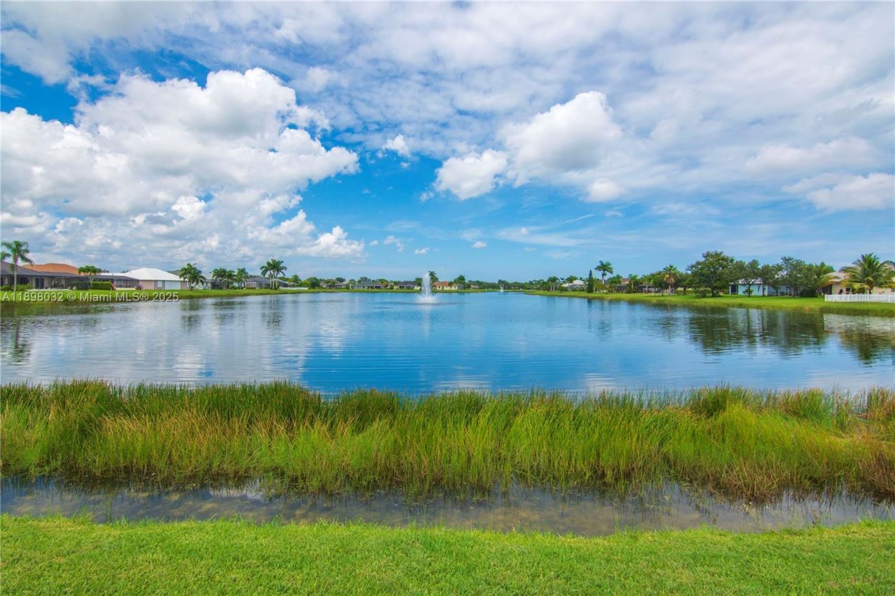 4670 SW Stephanie Ln Sw, Vero Beach, FL 32968 Photo