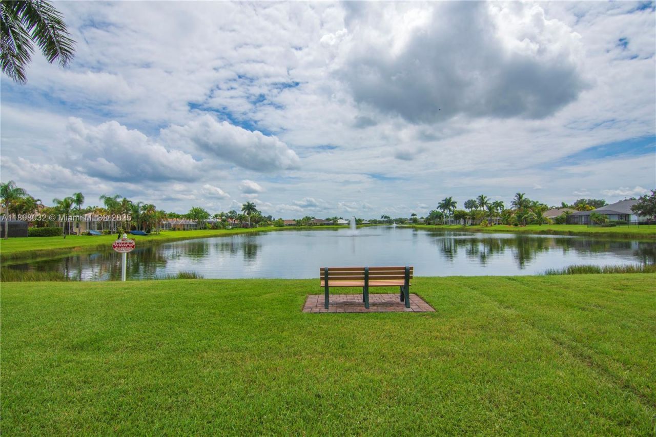 4670 SW Stephanie Ln Sw, Vero Beach, FL 32968 Photo