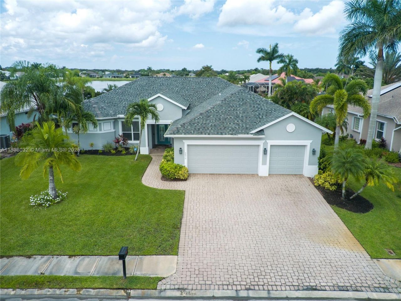 4670 SW Stephanie Ln Sw, Vero Beach, FL 32968 Photo
